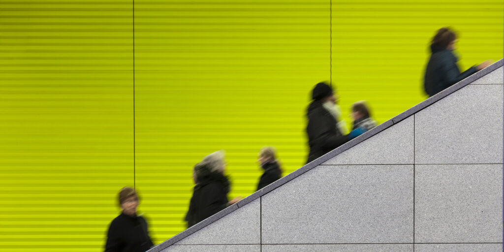 Seasonal Storytelling and Visibility: What Sets Standout Agencies Apart